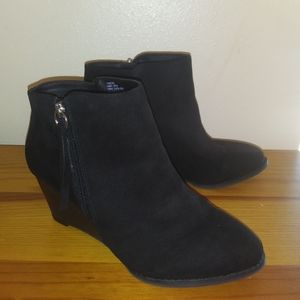 Torrid black wedge heels